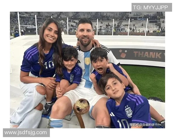 足球明星夫妻共舞甜蜜瞬间展现浪漫爱情与默契配合的动人画面