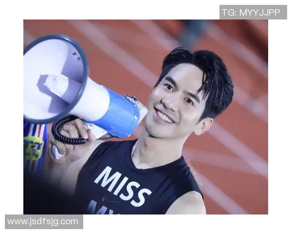 演艺圈与体育界的交汇点盘点那些兼具演技与球技的明星们 演艺圈与体育界的交汇点盘点那些兼具演技与球技的明星们