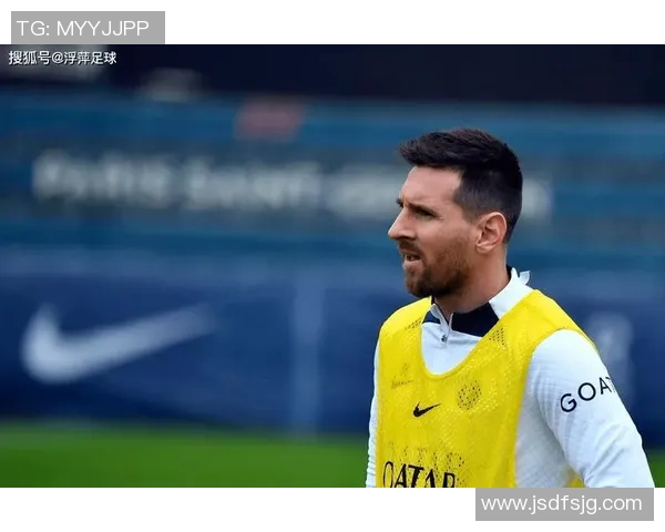 足球明星的传奇人生与辉煌成就探秘